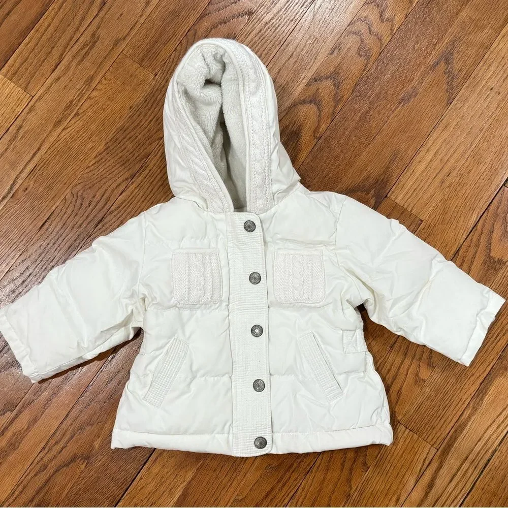 GAP Baby Hooded Puffer Winter Coat Girls Size 6-12 months